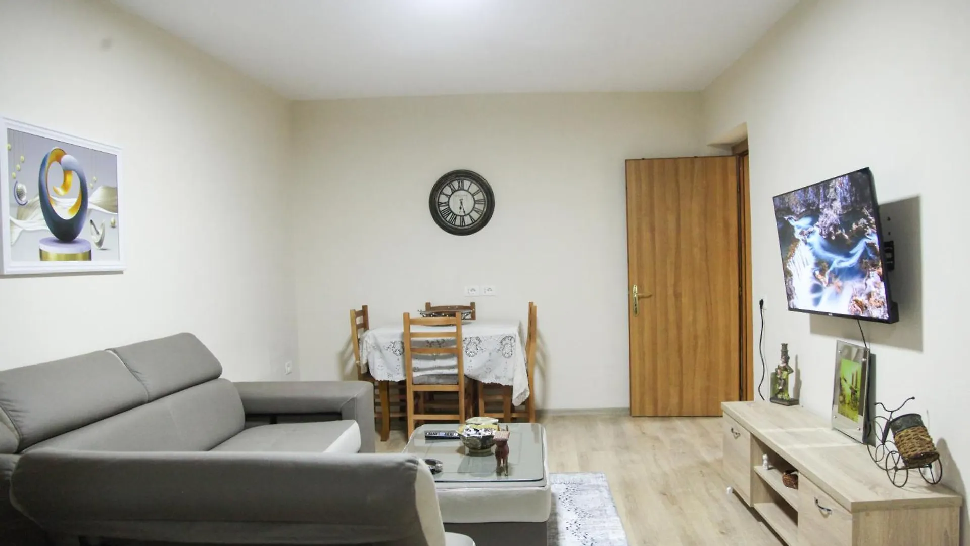Central Escape Apartment 地拉那 阿尔巴尼亚